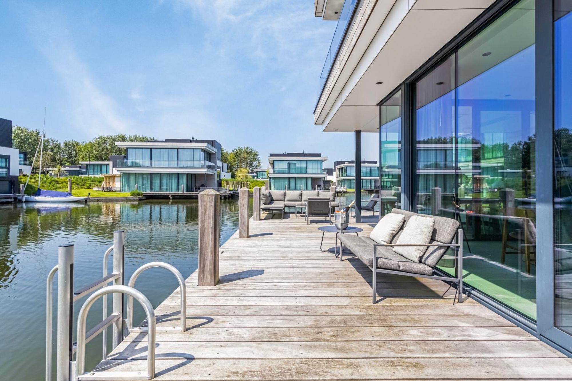 Lake House With Dock At Lake Veere, Zeeland 아르네마위던 외부 사진