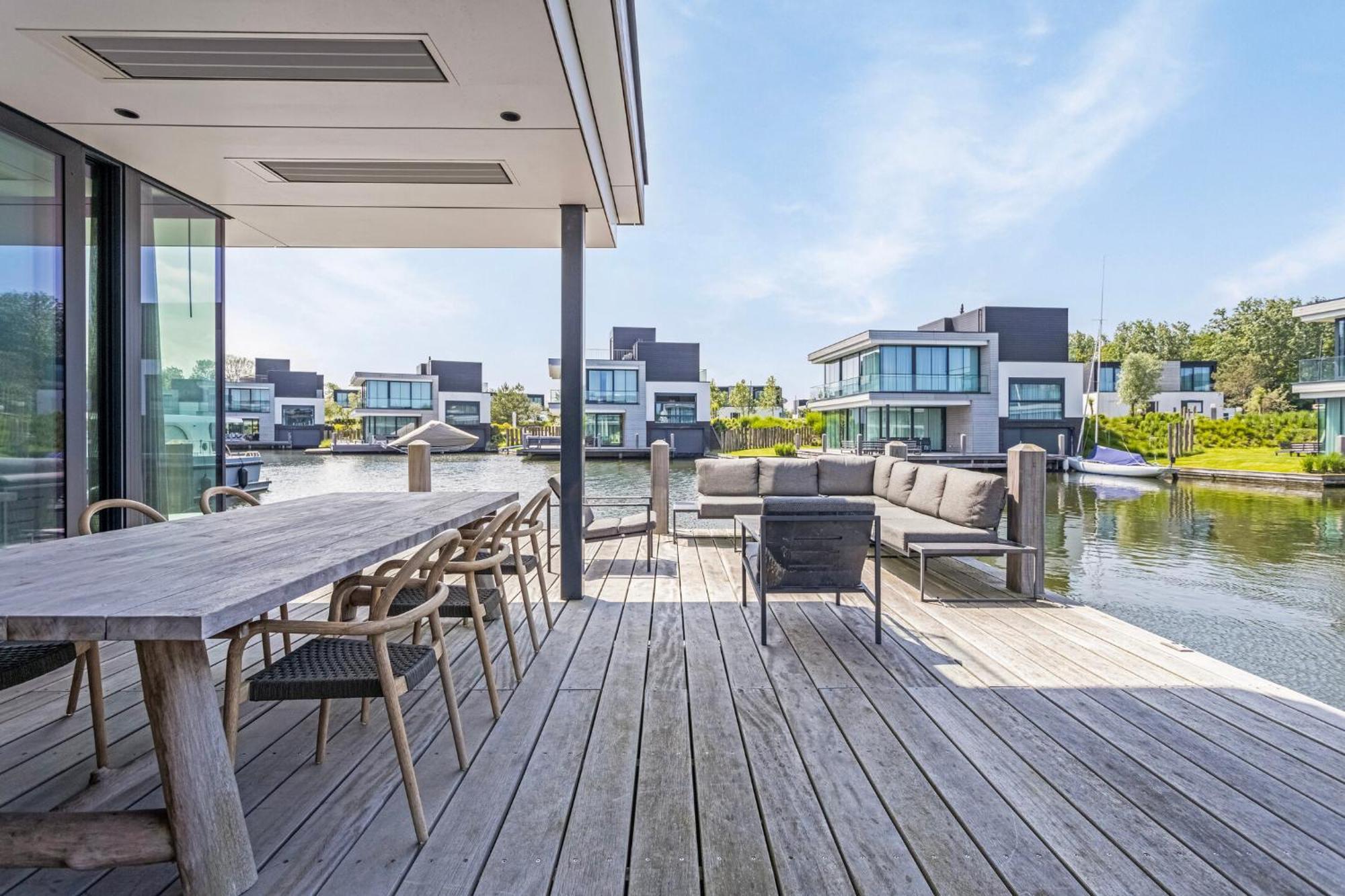 Lake House With Dock At Lake Veere, Zeeland 아르네마위던 외부 사진